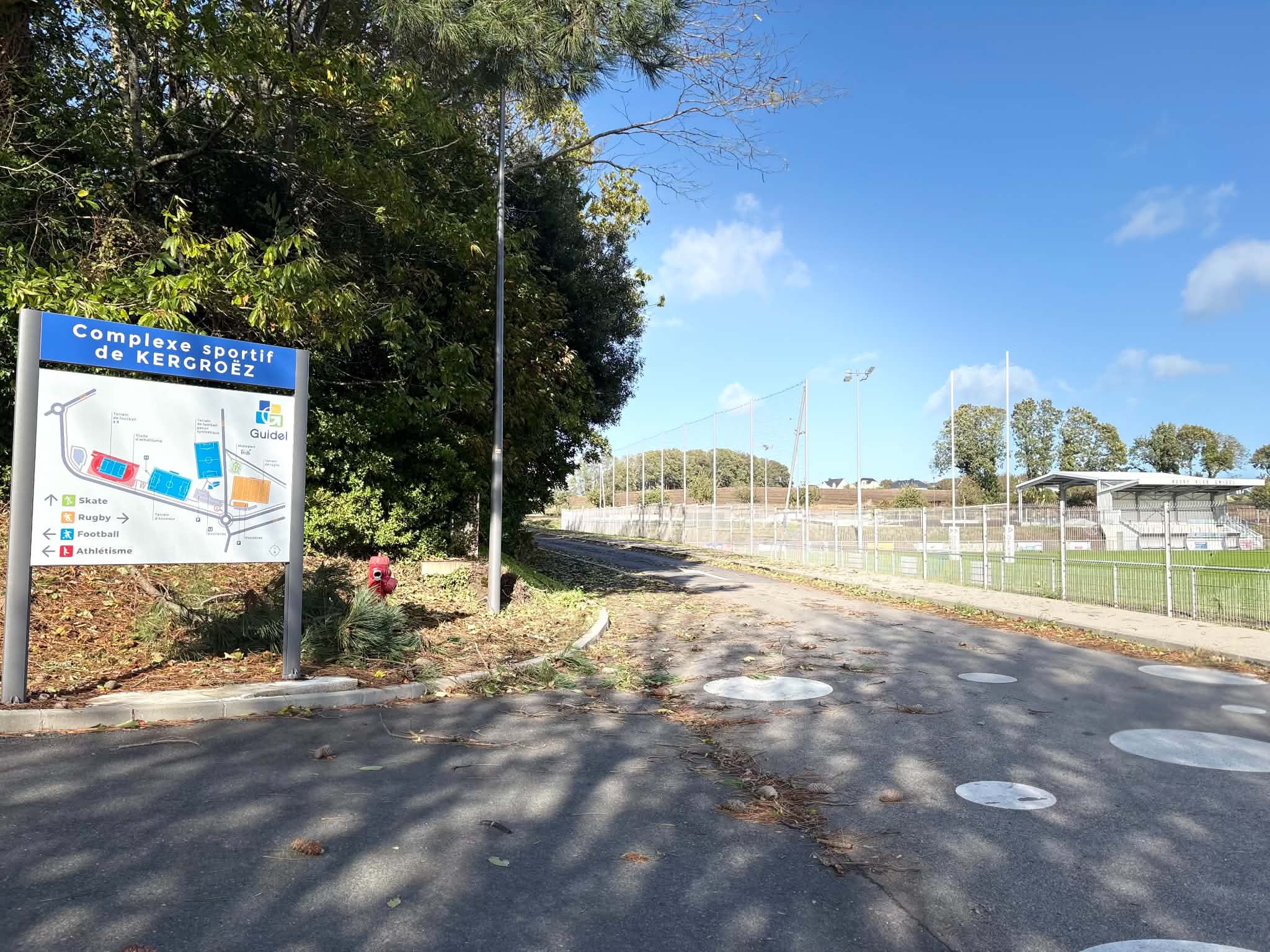 La circulation est interdite sur la voie communale N°9 entre le stade de rugby et le skatepark à tous véhicules motorisés.